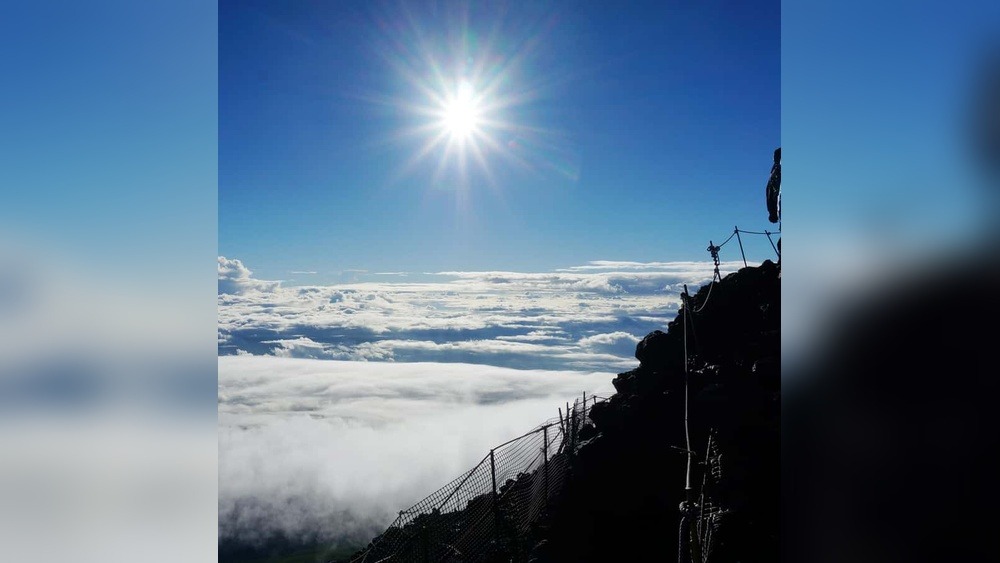 Climbing Mount Jinba: Ascend to New Heights!