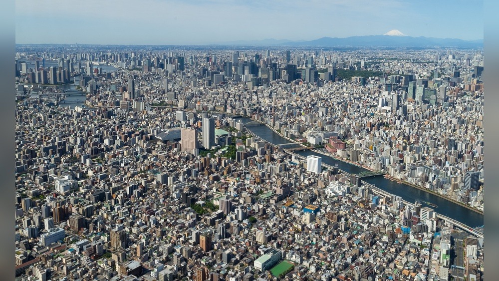 How Does Population Density Shape Daily Life in Japan?