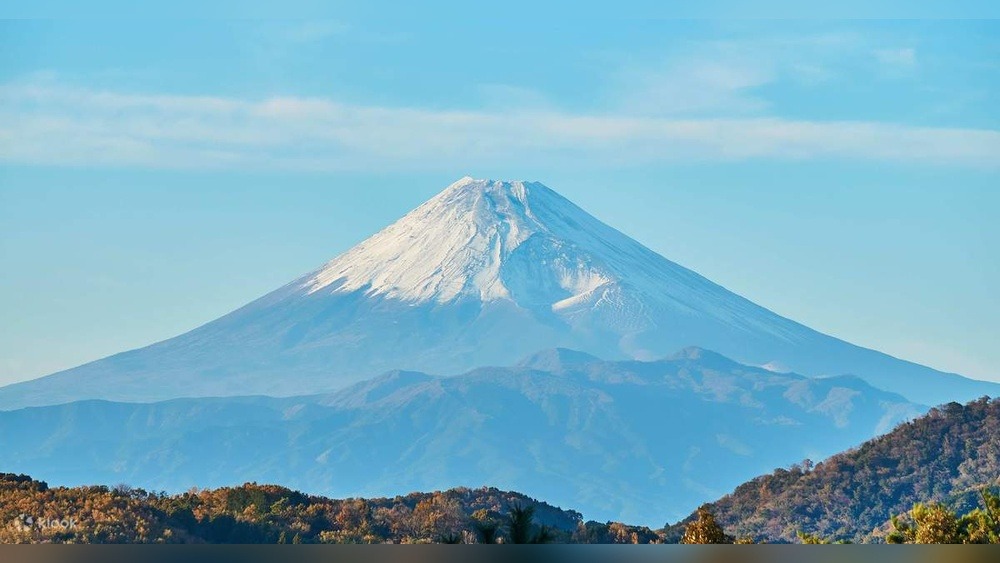 How High is Mount Fuji in Japan? Unveiling the Summit's Secrets