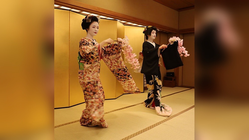 Kimono Kyoto: Unveiling the Heart of Japanese Elegance