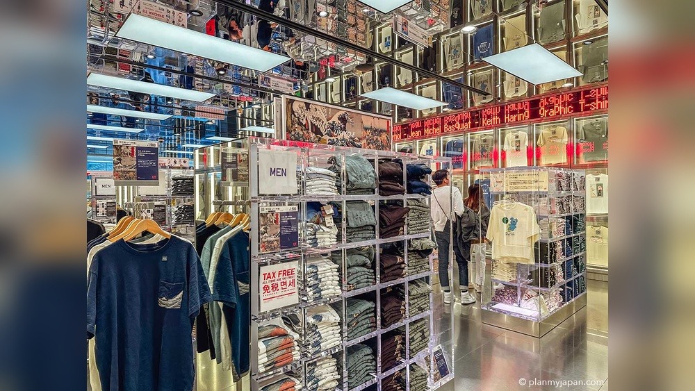 Muji Multi-Level Store in Shibuya: A Retail Haven!