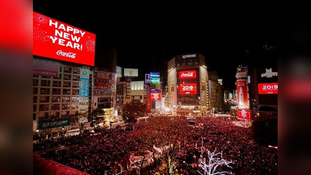 Shibuya Crossing New Year Countdown: Epic Celebrations!