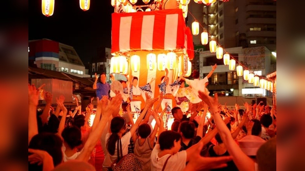 Marunouchi Ondo Summer Festival: A Vibrant Celebration!