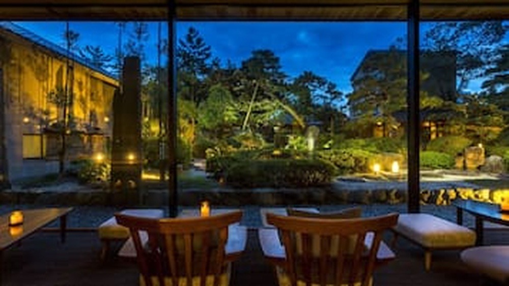 Awara Onsen Hotel Yagi: Unwind in Luxurious Serenity