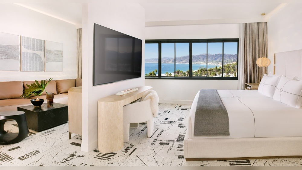 Perfect Stay At Hotel Cycle: Unwind in Luxury