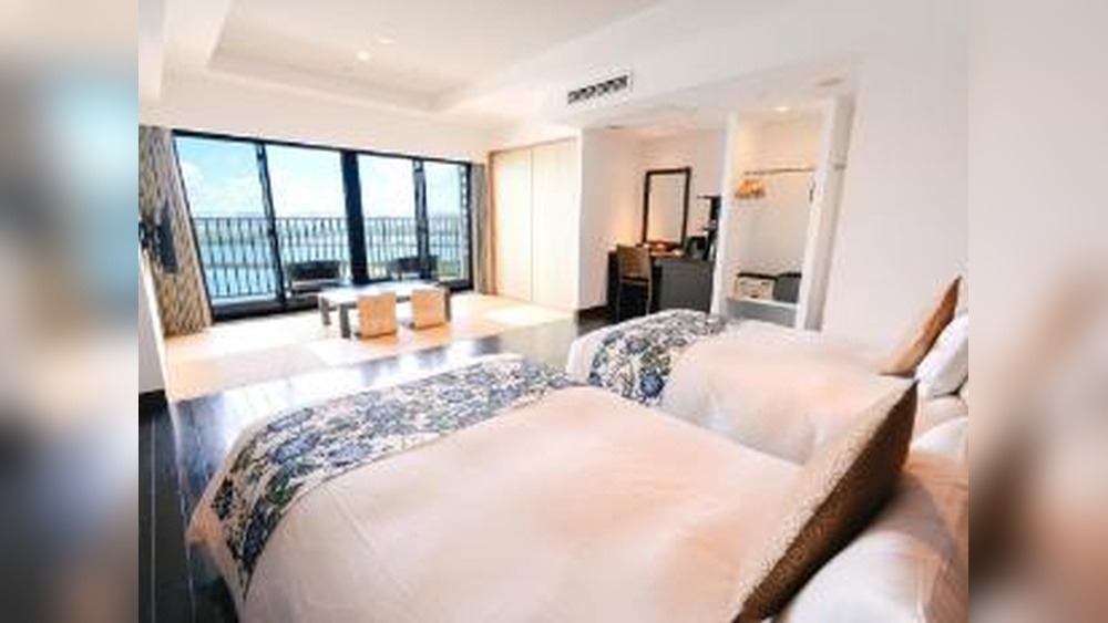 Ryukyu Onsen Senagajima Hotel: Unwind in Luxury